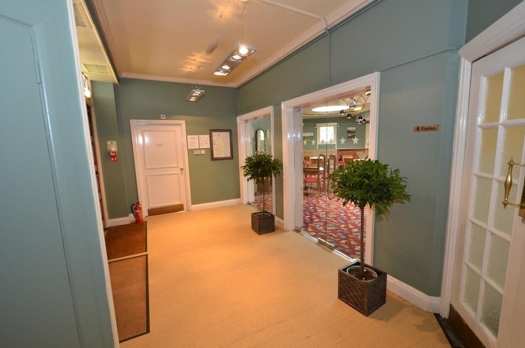 The Broadway Hotel Letchworth Extérieur photo