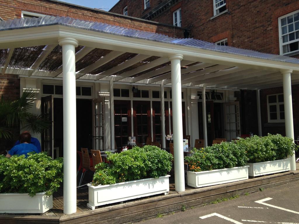 The Broadway Hotel Letchworth Extérieur photo